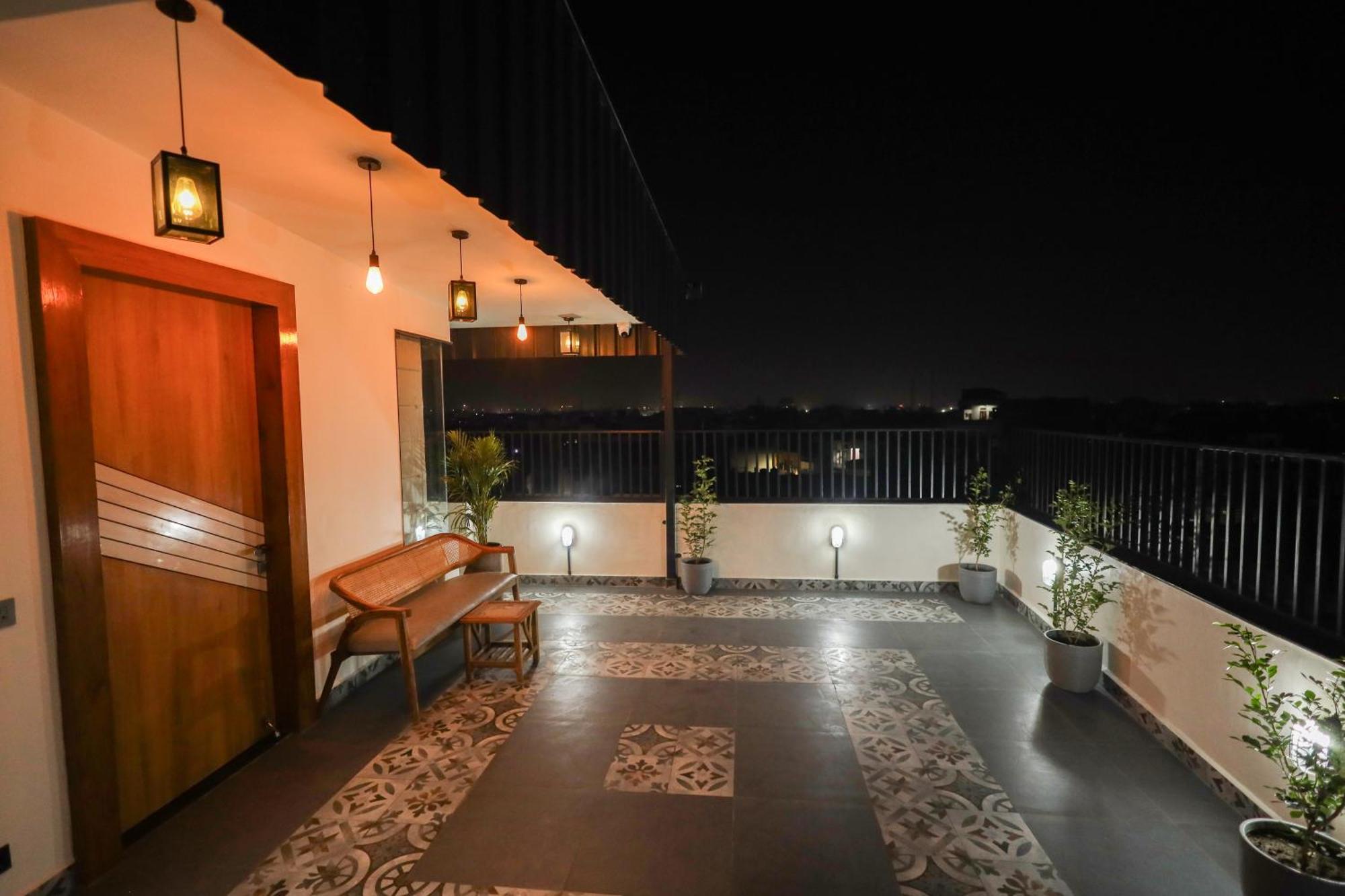 Narayana Homes Mathura Esterno foto