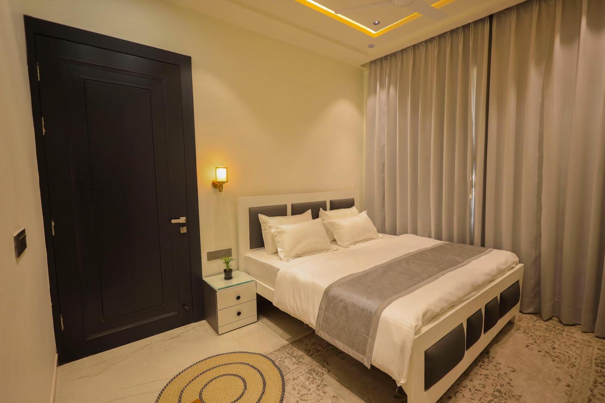 Narayana Homes Mathura Esterno foto
