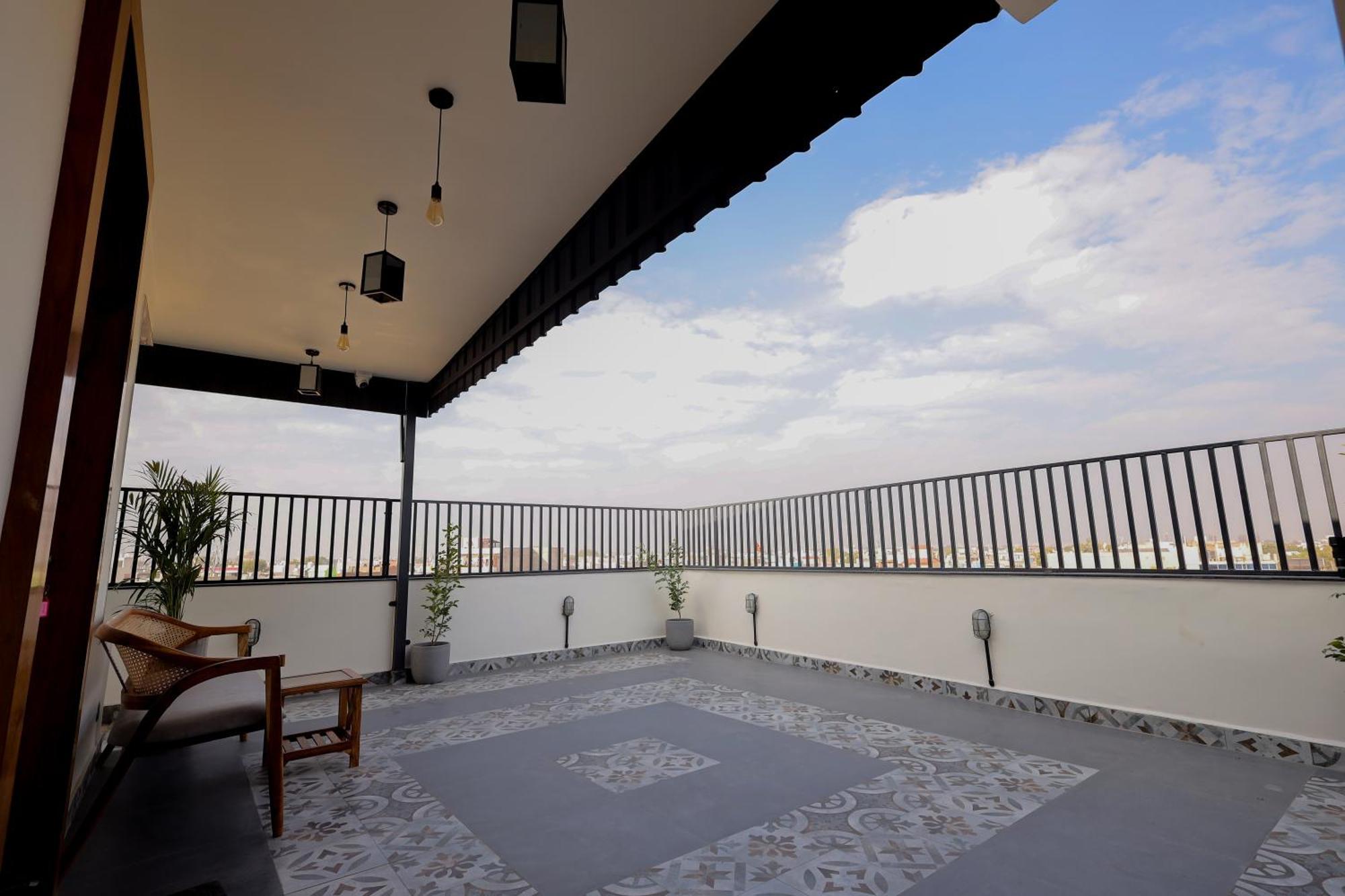 Narayana Homes Mathura Esterno foto